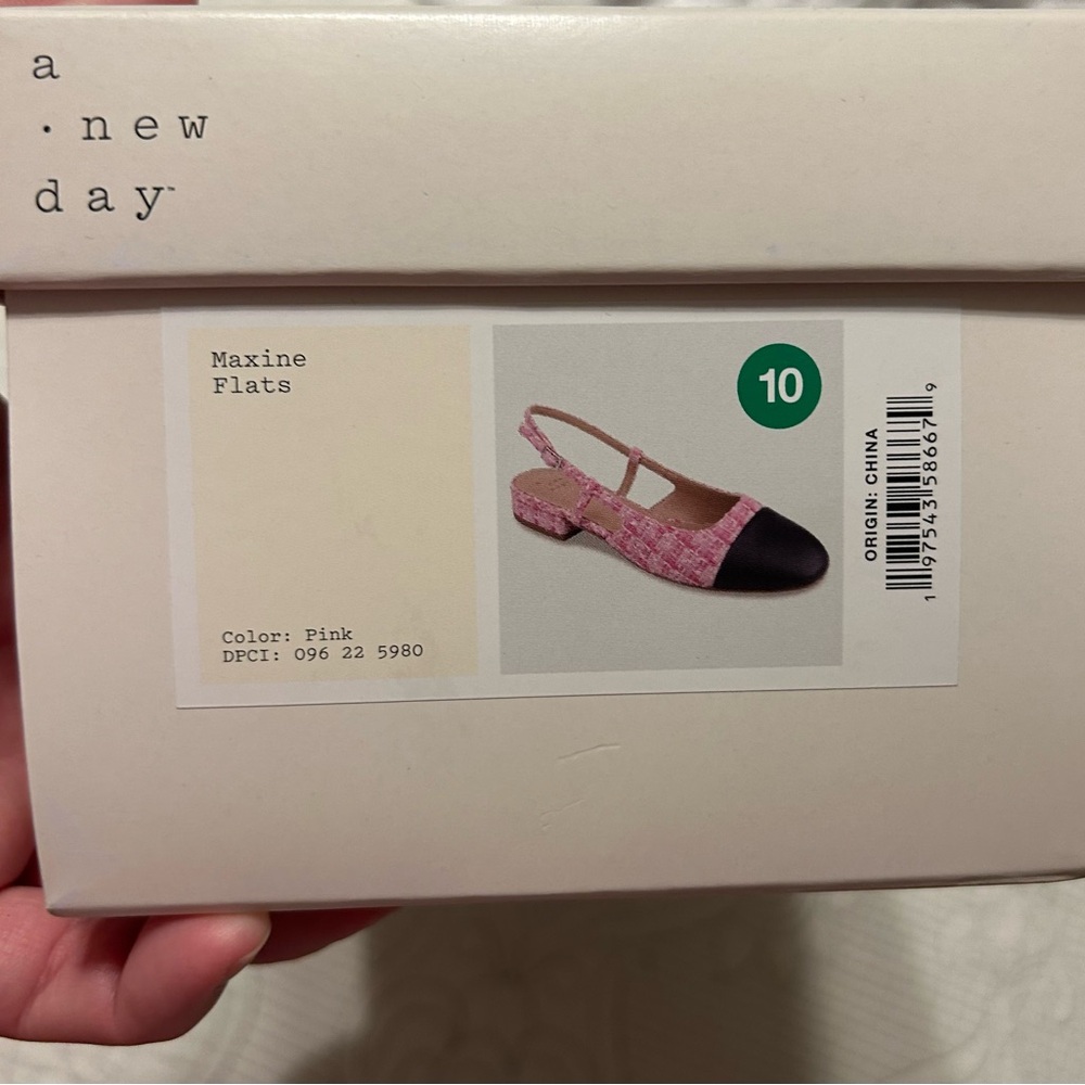 New in the box women’s a new day flats